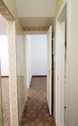 Casa para alugar com 77m², 2 quartos e sem vagaCorredor