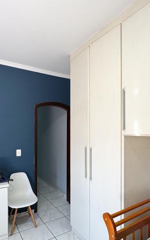 Casa à venda com 210m², 3 quartos e 2 vagas Casa à venda com 210m², 3 quartos e 2 vagasQuarto 2
