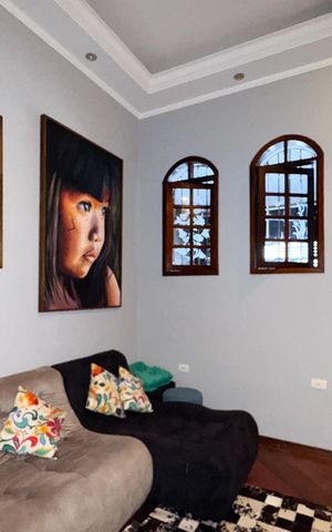 Casa à venda com 210m², 3 quartos e 2 vagas Casa à venda com 210m², 3 quartos e 2 vagasSala