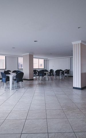 Apartamento à venda com 137m², 3 quartos e 2 vagas Apartamento à venda com 137m², 3 quartos e 2 vagasÁrea comum - Salão de festas