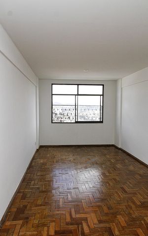 Apartamento para alugar com 78m², 3 quartos e 1 vagaSala