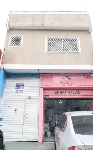Casa à venda com 163m², 4 quartos e 2 vagas