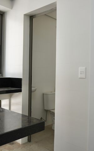 Apartamento à venda com 110m², 3 quartos e 3 vagas Apartamento à venda com 110m², 3 quartos e 3 vagasÁrea de Serviço