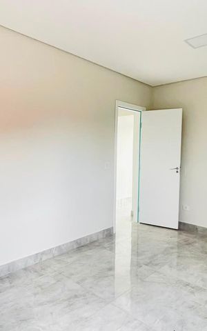 Casa para alugar com 224m², 3 quartos e 2 vagas Casa para alugar com 224m², 3 quartos e 2 vagasQuarto Suíte 2