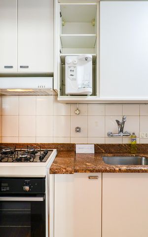 Apartamento à venda com 121m², 3 quartos e 2 vagas Apartamento à venda com 121m², 3 quartos e 2 vagasCozinha