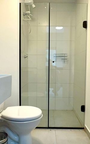 Studio para alugar com 28m², 1 quarto e sem vaga Studio para alugar com 28m², 1 quarto e sem vagaBanheiro
