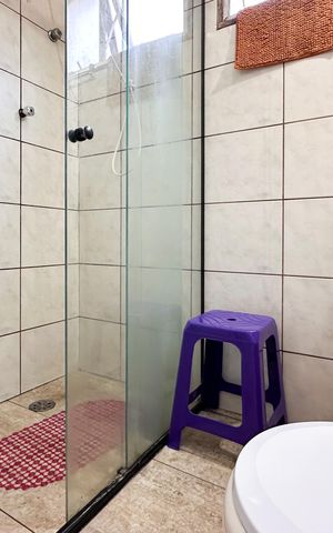 Apartamento à venda com 57m², 2 quartos e 1 vaga Apartamento à venda com 57m², 2 quartos e 1 vagaBanheiro Social