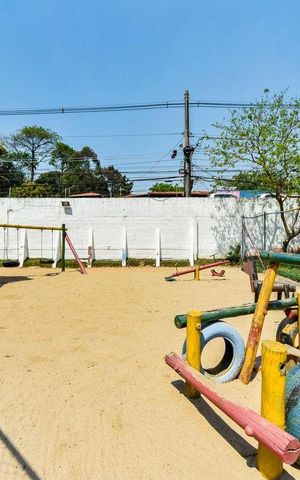 Apartamento à venda com 57m², 2 quartos e 1 vaga Apartamento à venda com 57m², 2 quartos e 1 vagaÁrea comum - Playground