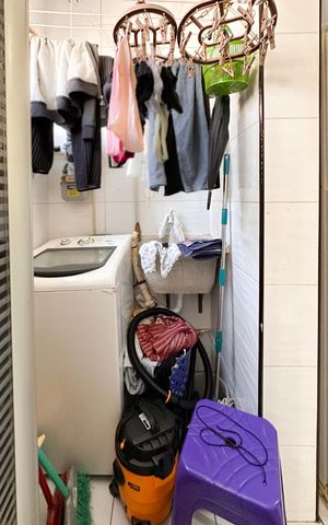 Apartamento à venda com 57m², 2 quartos e 1 vaga Apartamento à venda com 57m², 2 quartos e 1 vagaÁrea de Serviço