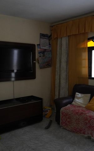 Casa de condomínio à venda com 250m², 5 quartos e 5 vagasSala