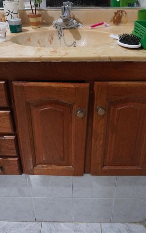 Casa de condomínio à venda com 250m², 5 quartos e 5 vagasBanheiro social