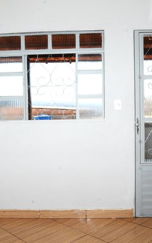 Casa para alugar com 100m², 2 quartos e 1 vagaSala