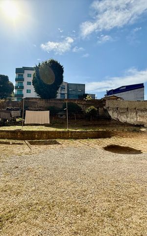 Apartamento à venda com 42m², 2 quartos e 1 vaga Apartamento à venda com 42m², 2 quartos e 1 vagaGaragem