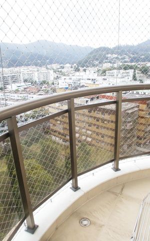 Apartamento para alugar com 200m², 4 quartos e 2 vagasVaranda da Suíte 1