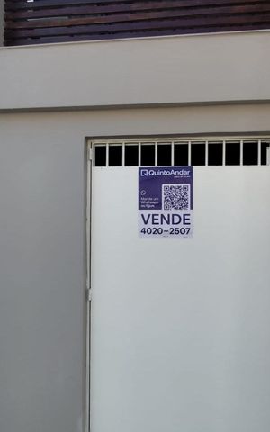 Casa à venda com 140m², 1 quarto e 1 vaga Casa à venda com 140m², 1 quarto e 1 vagaPlaquinha