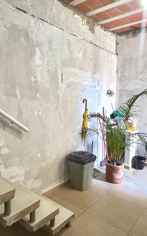 Casa à venda com 250m², 4 quartos e 2 vagas Casa à venda com 250m², 4 quartos e 2 vagasQuintal