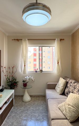 Apartamento à venda com 56m², 2 quartos e 1 vaga Apartamento à venda com 56m², 2 quartos e 1 vagaSala