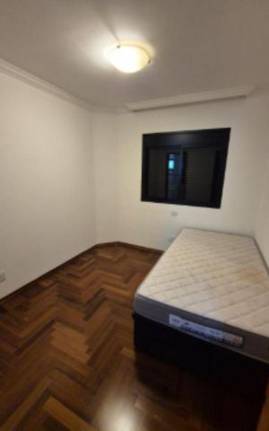 Apartamento à venda com 145m², 3 quartos e 2 vagas Apartamento à venda com 145m², 3 quartos e 2 vagasQuarto