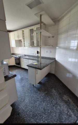 Apartamento à venda com 145m², 3 quartos e 2 vagas Apartamento à venda com 145m², 3 quartos e 2 vagasCozinha