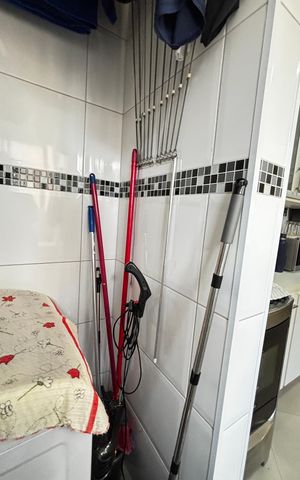 Apartamento à venda com 56m², 2 quartos e 1 vaga Apartamento à venda com 56m², 2 quartos e 1 vagaCozinha e Área de Serviço