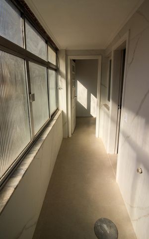 Apartamento à venda com 130m², 3 quartos e 1 vaga Apartamento à venda com 130m², 3 quartos e 1 vagaÁrea de Serviço