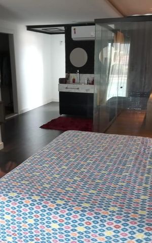 Casa à venda com 235m², 3 quartos e 5 vagas Casa à venda com 235m², 3 quartos e 5 vagasQuarto