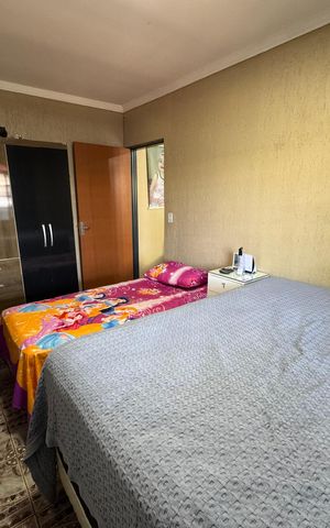 Casa à venda com 150m², 2 quartos e 2 vagas Casa à venda com 150m², 2 quartos e 2 vagasQuarto