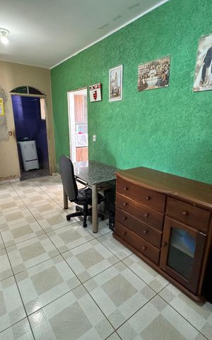 Casa à venda com 150m², 2 quartos e 2 vagas Casa à venda com 150m², 2 quartos e 2 vagasSala de Jantar