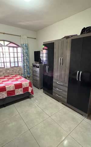 Casa à venda com 150m², 2 quartos e 2 vagas Casa à venda com 150m², 2 quartos e 2 vagasSuíte