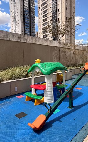 Apartamento para alugar com 65m², 2 quartos e 1 vagaÁrea comum - Playground