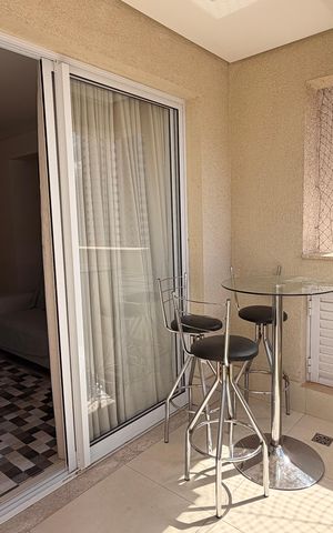 Apartamento para alugar com 65m², 2 quartos e 1 vagaSacada