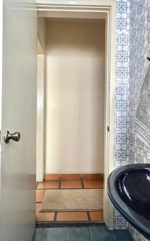 Casa à venda com 199m², 4 quartos e 2 vagas Casa à venda com 199m², 4 quartos e 2 vagasLavabo