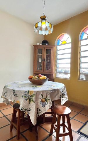 Casa à venda com 199m², 4 quartos e 2 vagas Casa à venda com 199m², 4 quartos e 2 vagasSala de Jantar