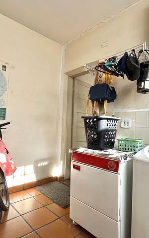 Casa à venda com 199m², 4 quartos e 2 vagas Casa à venda com 199m², 4 quartos e 2 vagasÁrea de Serviço