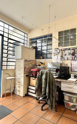 Casa à venda com 199m², 4 quartos e 2 vagas Casa à venda com 199m², 4 quartos e 2 vagasÁrea de Serviço