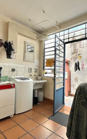 Casa à venda com 199m², 4 quartos e 2 vagas Casa à venda com 199m², 4 quartos e 2 vagasÁrea de Serviço