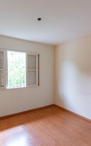 Casa para alugar com 178m², 3 quartos e 2 vagasSuíte 