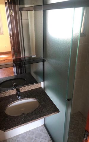 Apartamento para alugar com 55m², 2 quartos e 1 vagaBanheiro