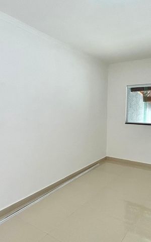 Casa à venda com 125m², 3 quartos e 2 vagas Casa à venda com 125m², 3 quartos e 2 vagasSala