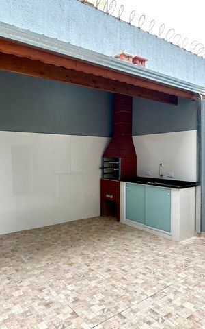 Casa à venda com 125m², 3 quartos e 2 vagas Casa à venda com 125m², 3 quartos e 2 vagasÁrea de Serviço