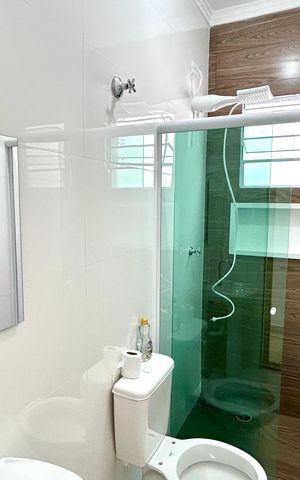 Casa à venda com 125m², 3 quartos e 2 vagas Casa à venda com 125m², 3 quartos e 2 vagasBanheiro 1