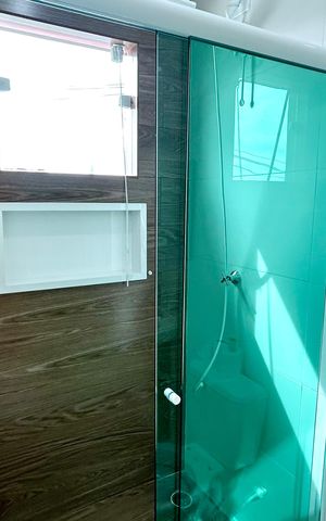 Casa à venda com 125m², 3 quartos e 2 vagas Casa à venda com 125m², 3 quartos e 2 vagasBanheiro da Suíte