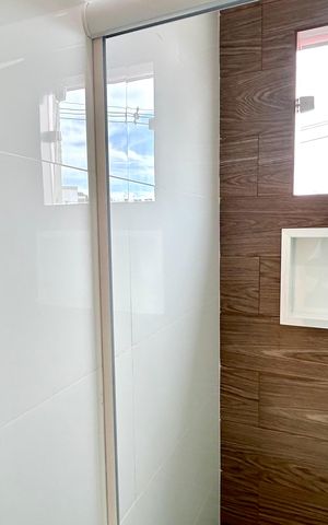 Casa à venda com 125m², 3 quartos e 2 vagas Casa à venda com 125m², 3 quartos e 2 vagasBanheiro da Suíte