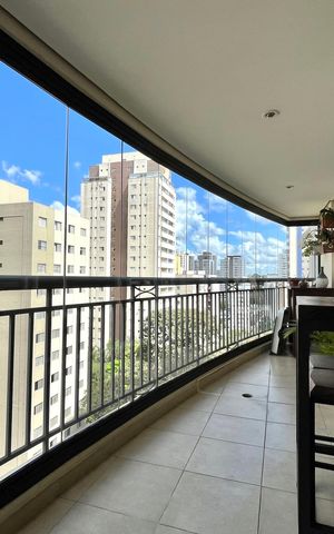 Apartamento à venda com 173m², 3 quartos e 3 vagas Apartamento à venda com 173m², 3 quartos e 3 vagasVaranda