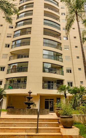Apartamento à venda com 173m², 3 quartos e 3 vagas Apartamento à venda com 173m², 3 quartos e 3 vagasFachada