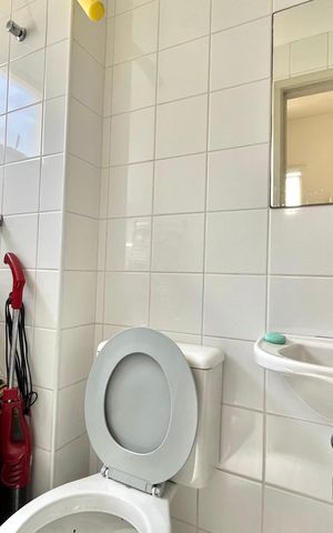 Apartamento à venda com 173m², 3 quartos e 3 vagas Apartamento à venda com 173m², 3 quartos e 3 vagasBanheiro de serviço