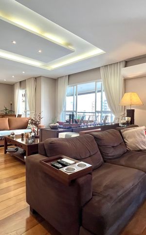 Apartamento à venda com 173m², 3 quartos e 3 vagas Apartamento à venda com 173m², 3 quartos e 3 vagasSala