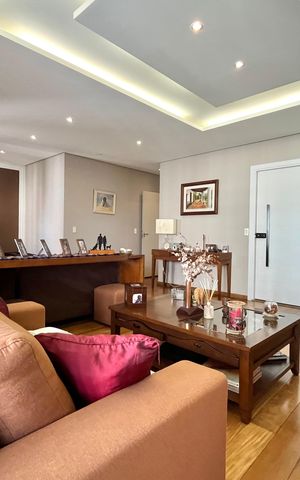 Apartamento à venda com 173m², 3 quartos e 3 vagas Apartamento à venda com 173m², 3 quartos e 3 vagasSala