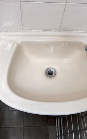 Apartamento para alugar com 254m², 3 quartos e 2 vagas Apartamento para alugar com 254m², 3 quartos e 2 vagasÁrea de Serviço - Banheiro