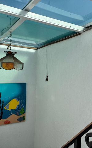 Apartamento para alugar com 254m², 3 quartos e 2 vagas Apartamento para alugar com 254m², 3 quartos e 2 vagasEscada